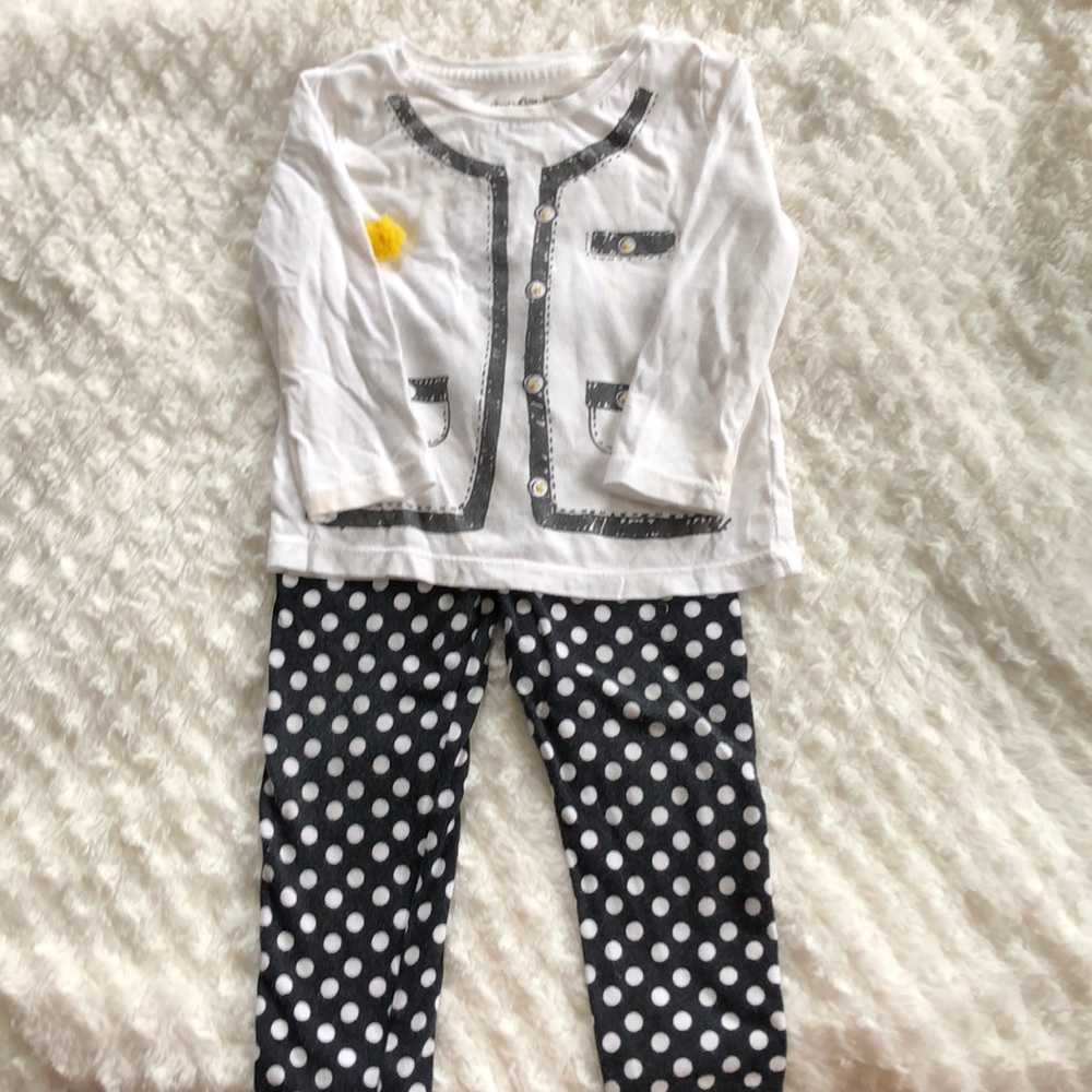 Gap top with Disney leggings